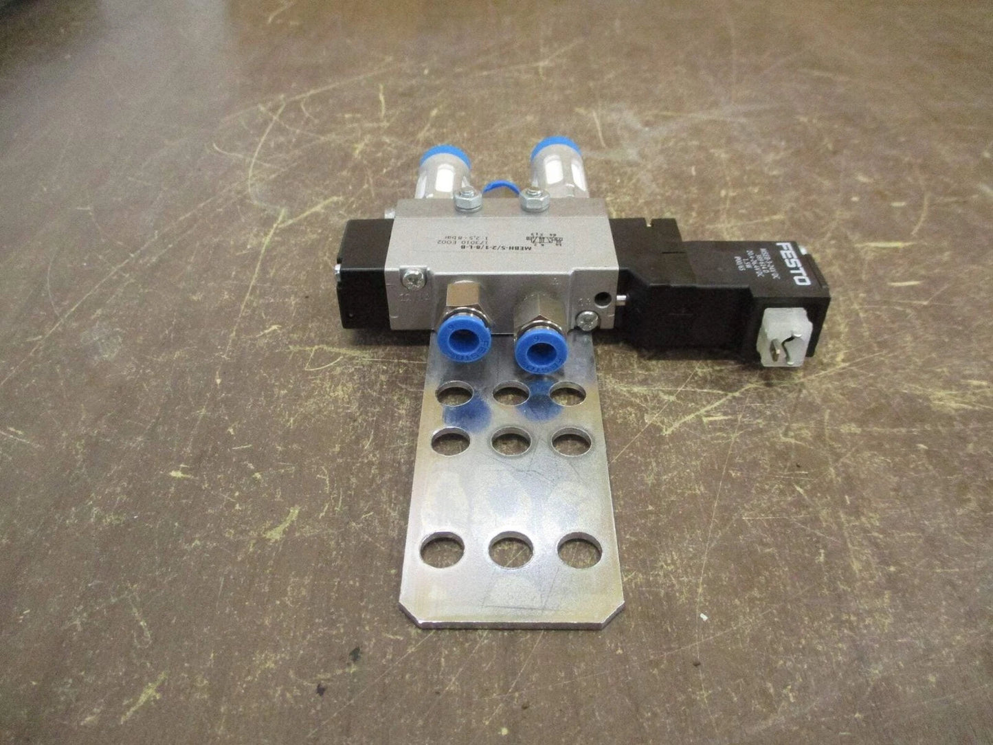 Festo MEBH-5/2-1/8-L-B Solenoid Valve